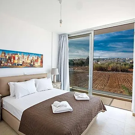 Prol20, Contemporary 3bdr With Pool, Close To The Beaches Hotel 3*