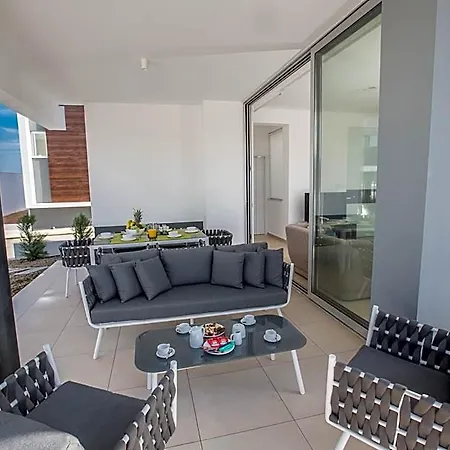 Prol20, Contemporary 3bdr With Pool, Close To The Beaches 3*
